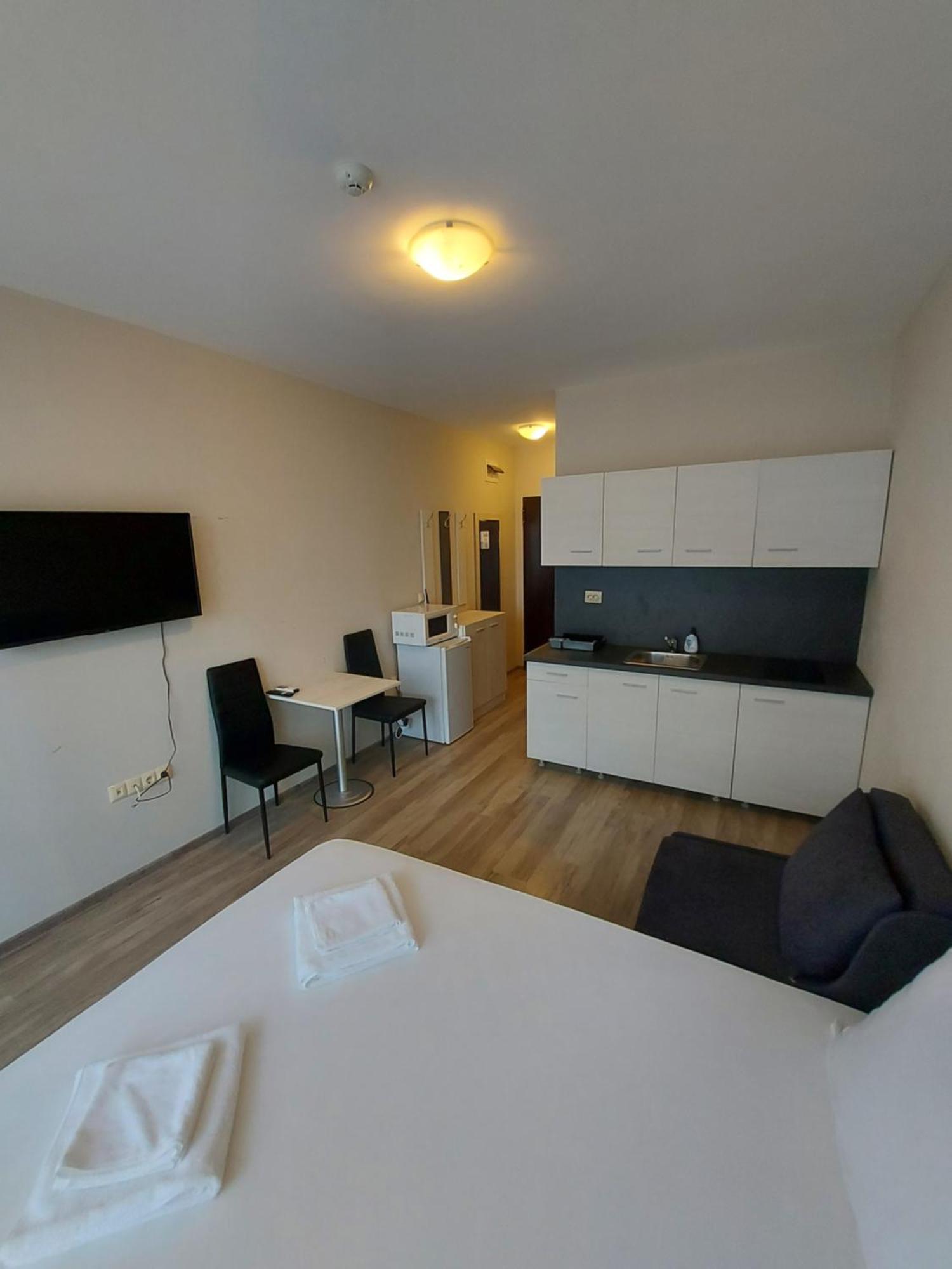 Charming Studio In Sorrento Sole Mare Sveti Vlas Exterior photo